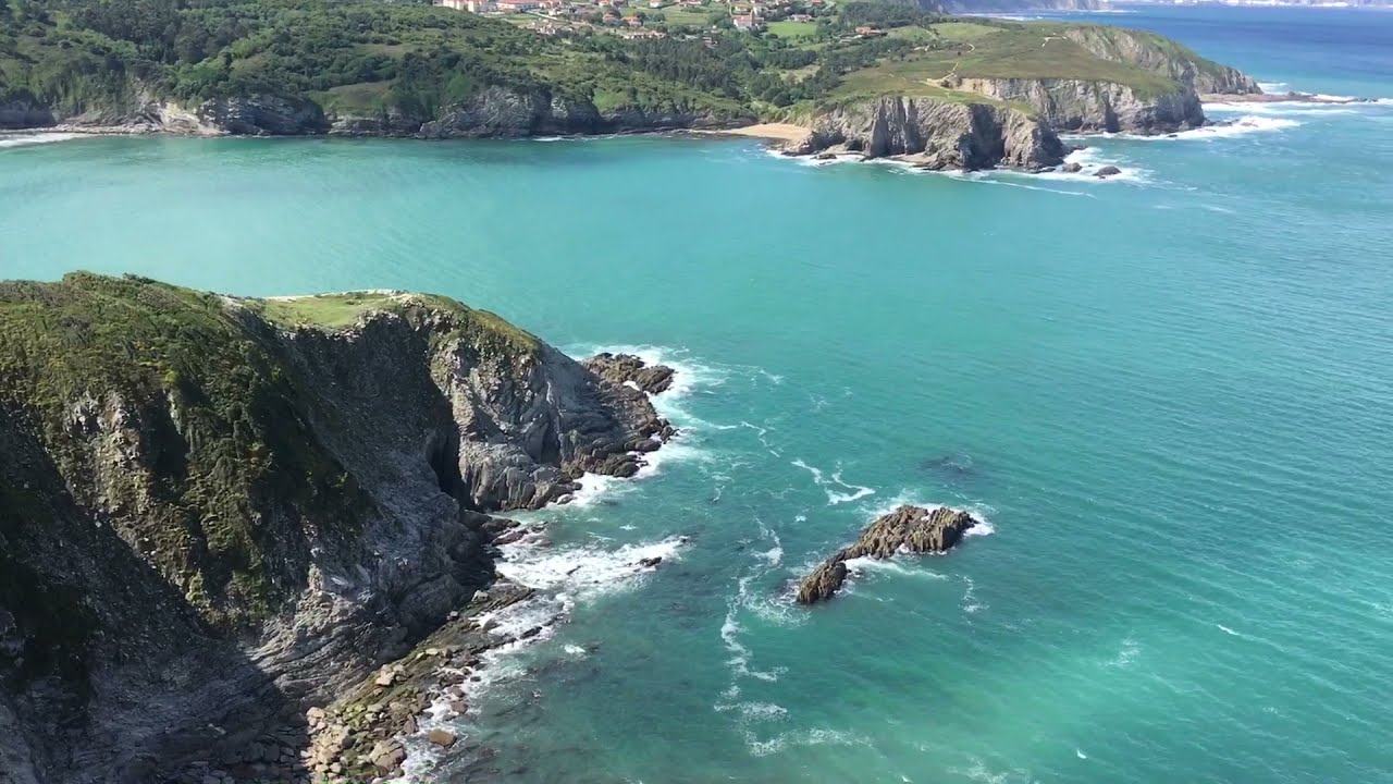 Ruta faro de gorliz: un recorrido por paisajes impresionantes en la costa vasca 1 ruta faro de gorliz
